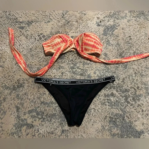 Victoria Secret Swimsuit- 4 tops, 1 bottom - Picture 6 of 12